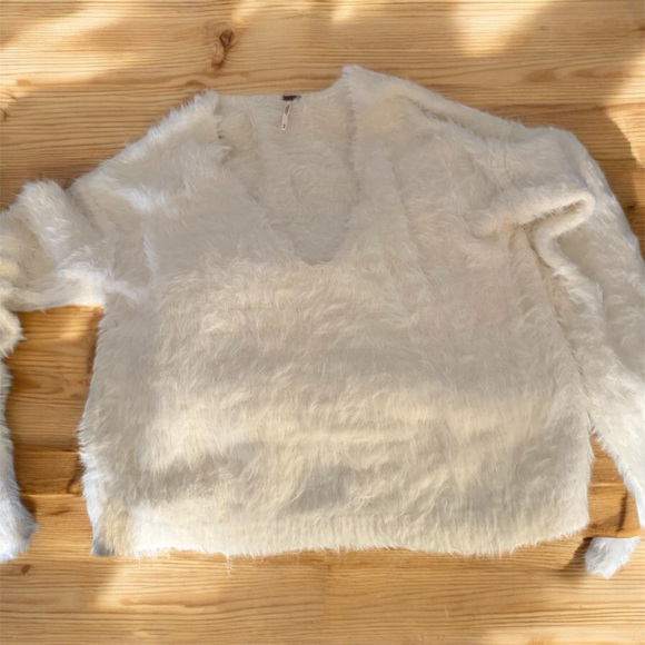Free People Sweaters - Free People Cozy Faux Fur Sweater Ivory Medium